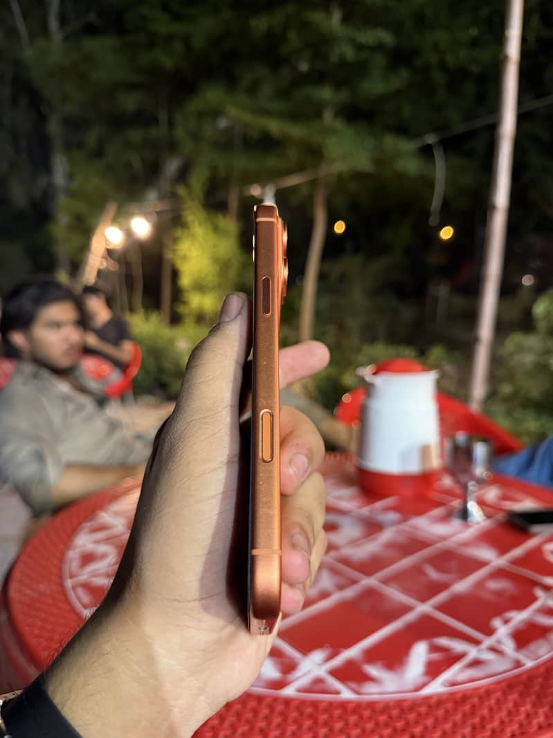Apple iPhone 17 Pro Max 2