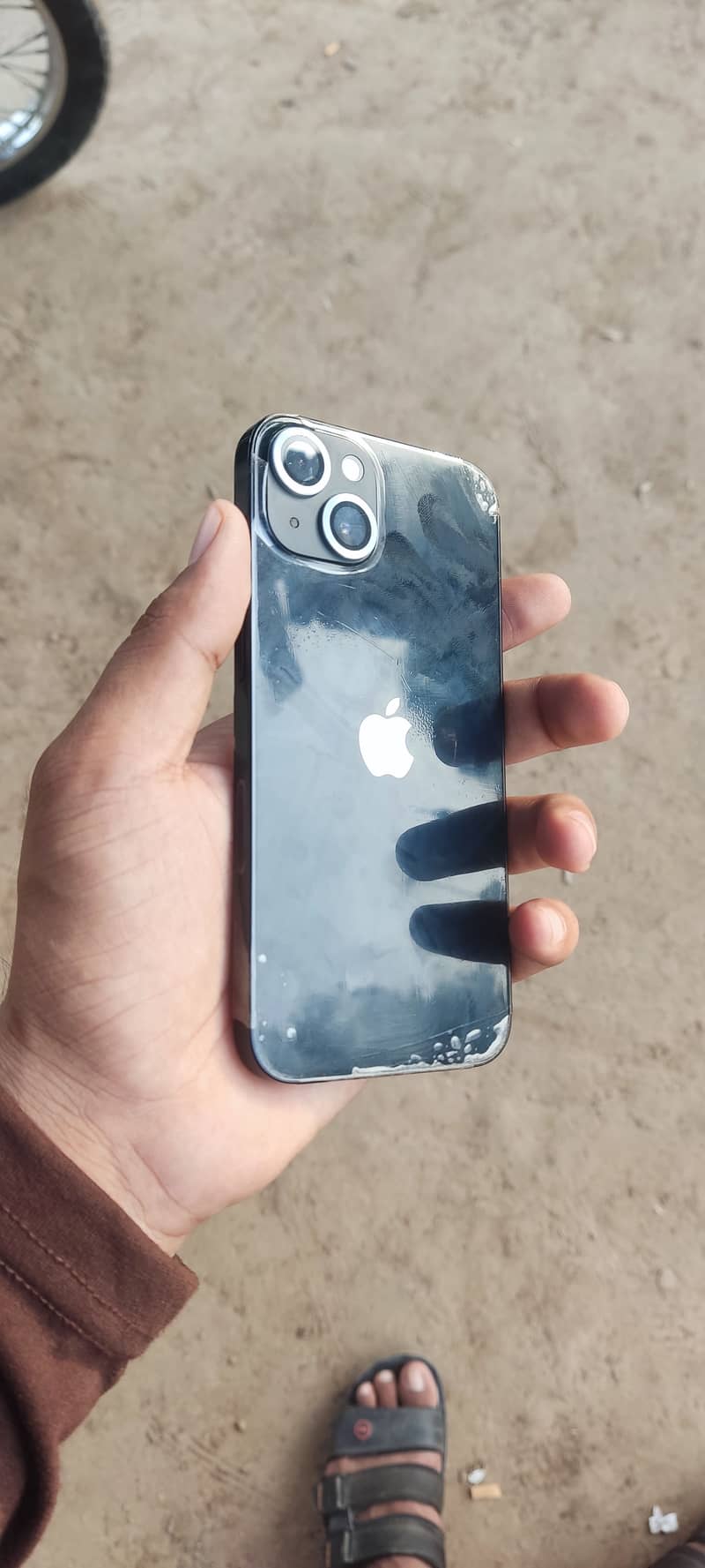 Apple iPhone 13 2