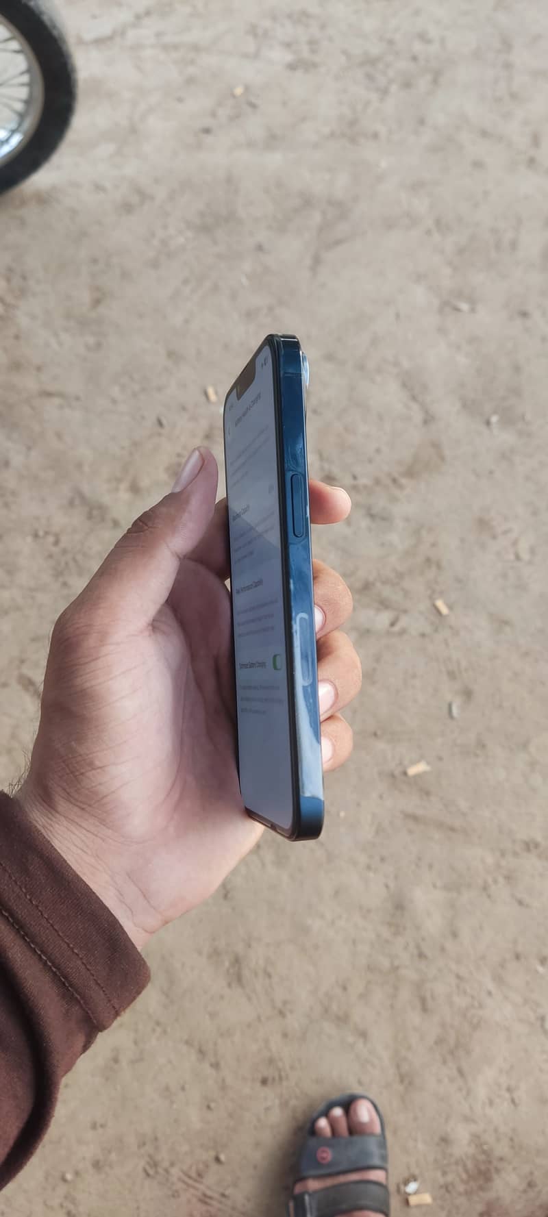 Apple iPhone 13 3
