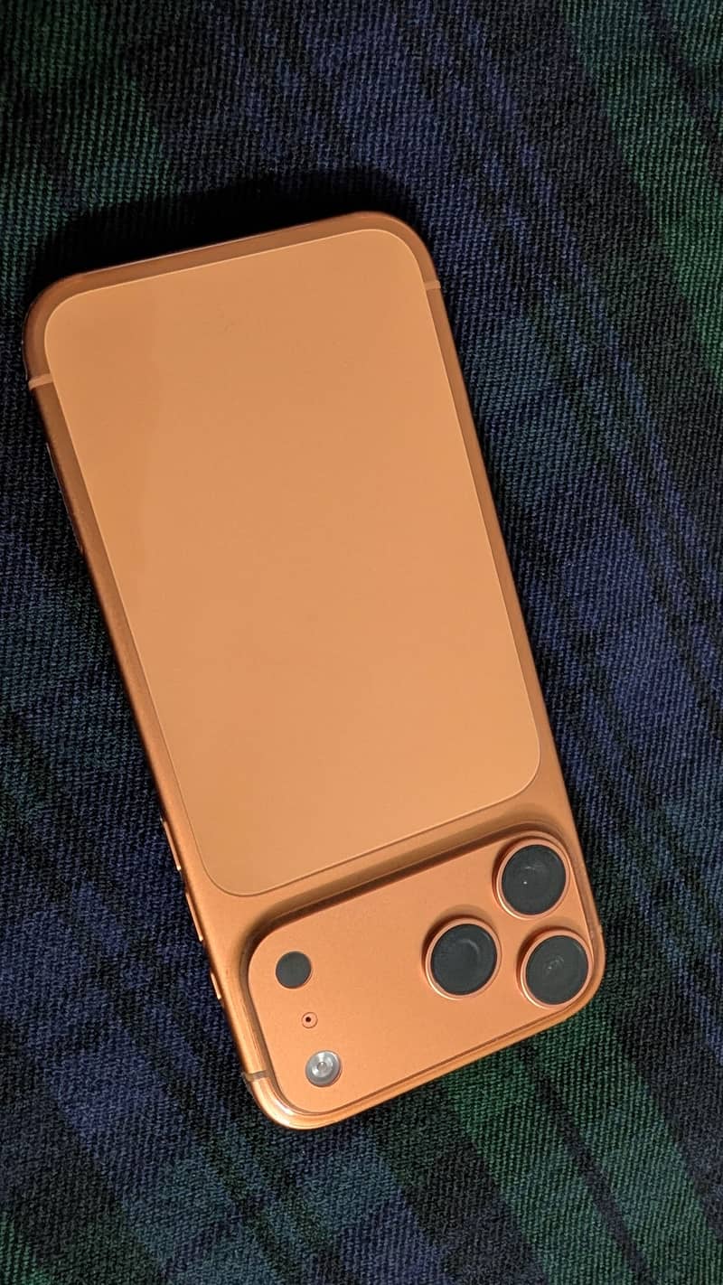 Apple iPhone 17 Pro Max 2