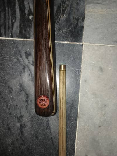 Original MKR snooker cue