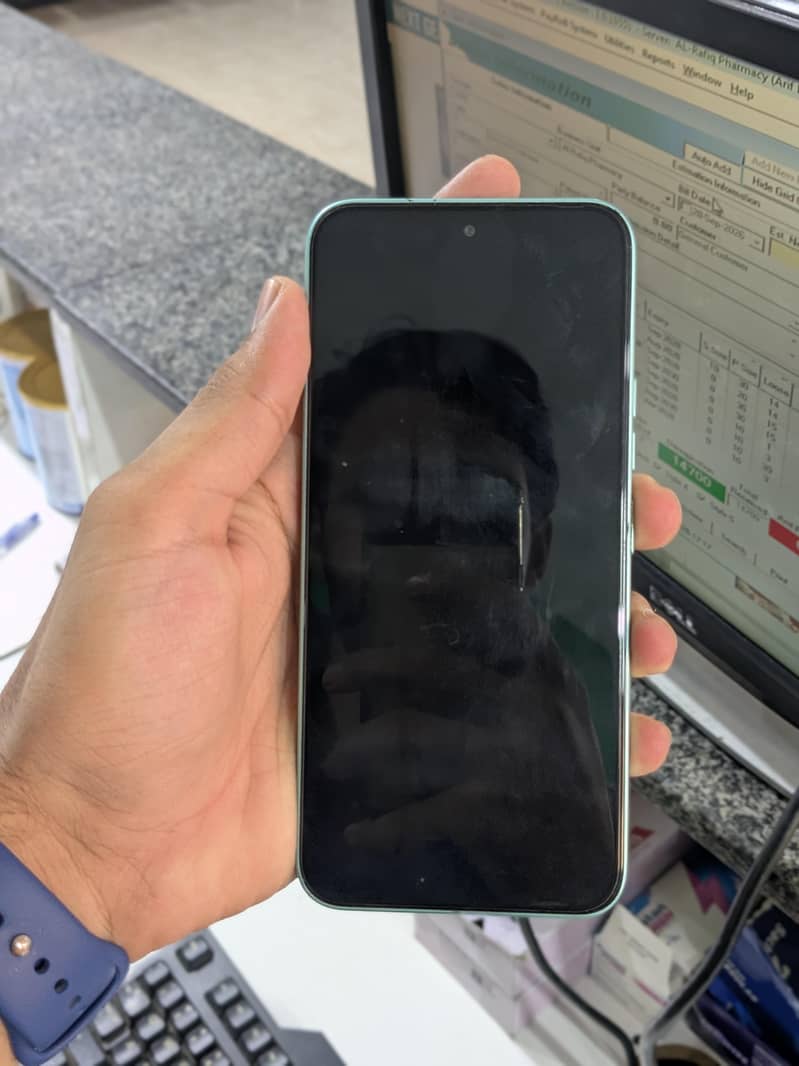 Tecno spark  40 Pro 4