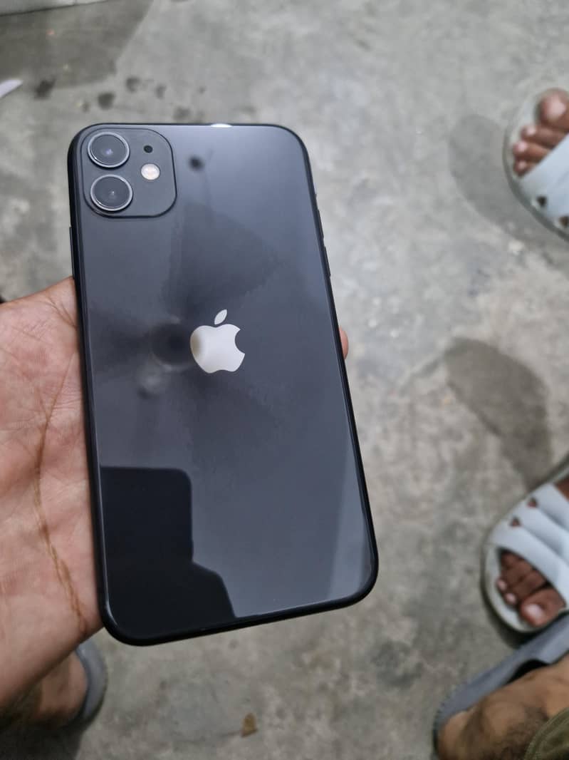Apple iPhone 11 0