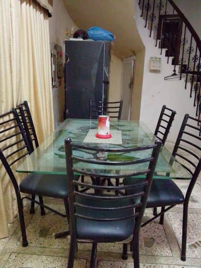 Dinning table