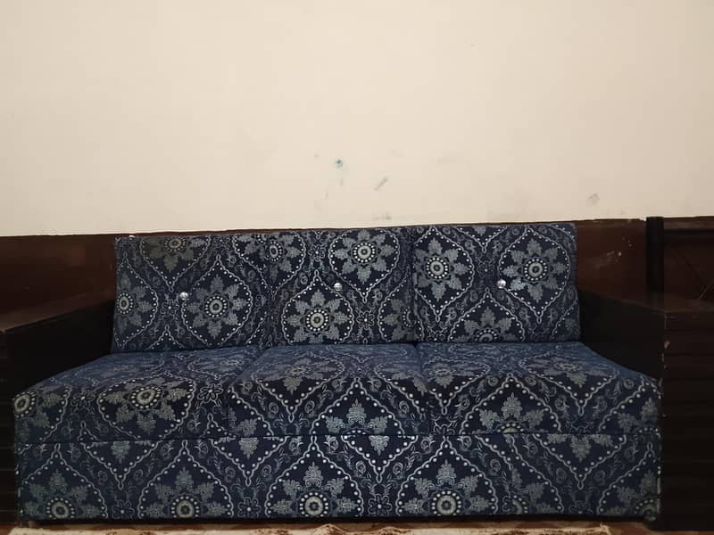 Sofa for Sell 1