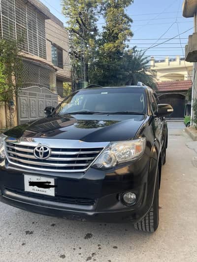 Toyota Fortuner 2013