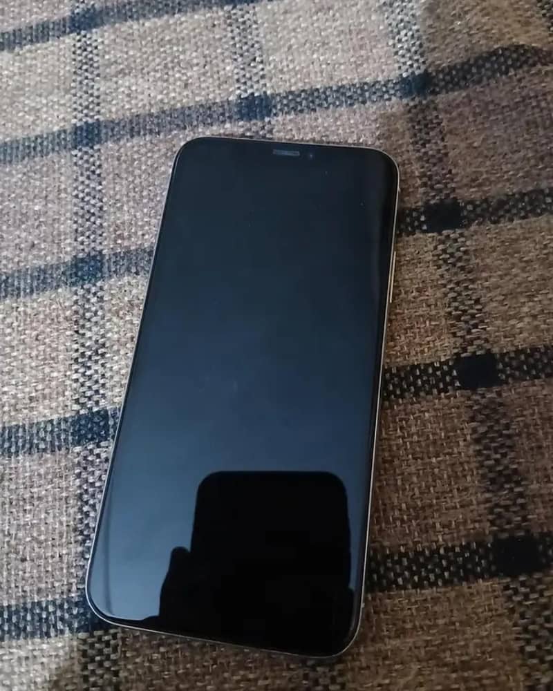 Apple iPhone X 1