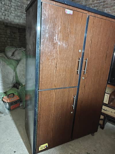 full size dresser available in fresh condition