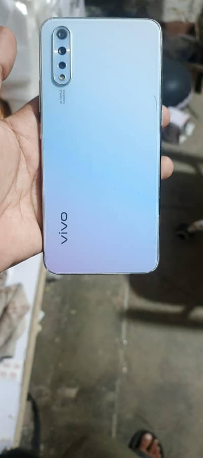 Vivo S1