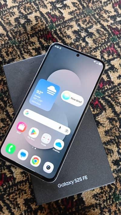 Samsung Mobile S25 FE