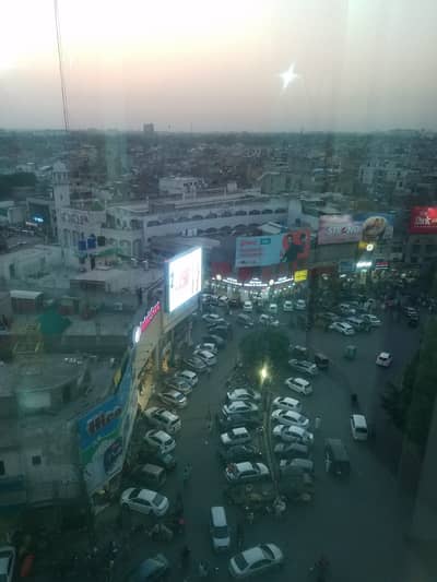 Apartment Available For Sale In The Hear Of Gulberg