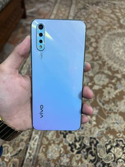 Vivo S1