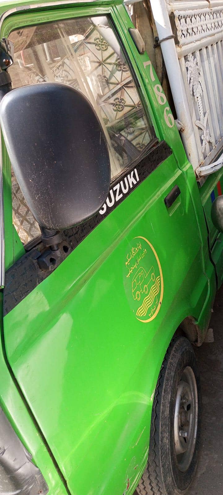 Suzuki mini pickup 3