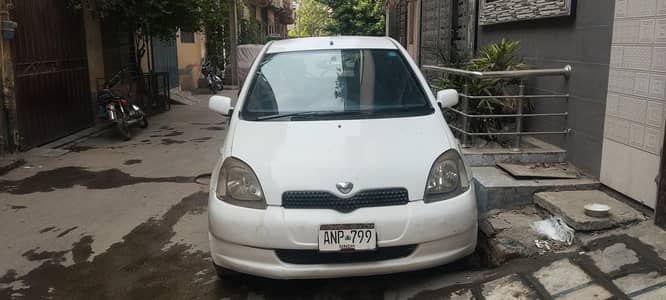 Toyota Vitz 2000
