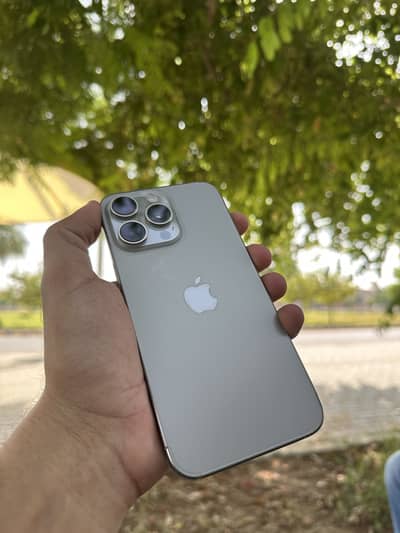 Apple iPhone 15 Pro Max fu