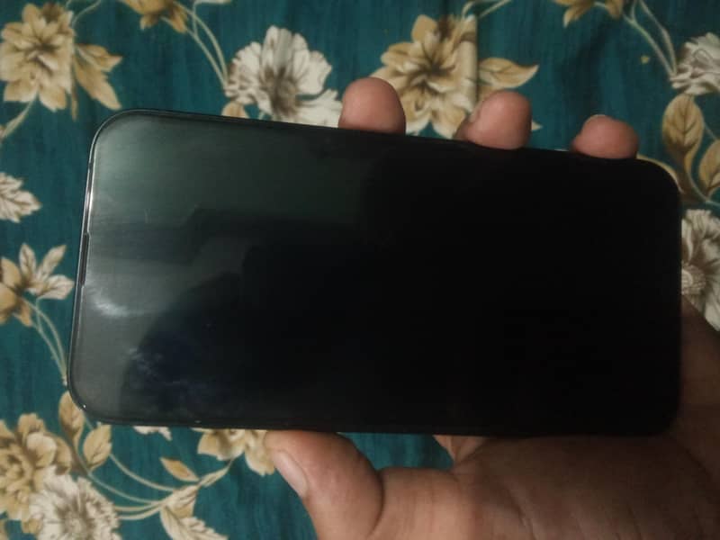 Apple iPhone 13 3