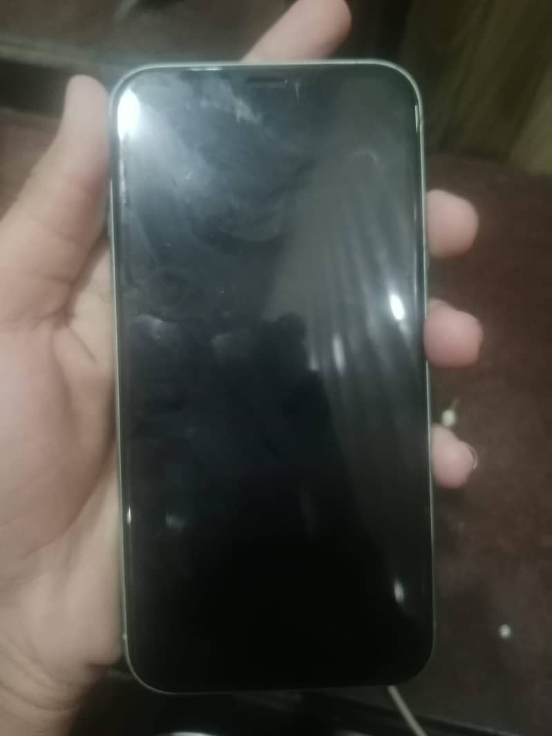 Apple iPhone 11 4