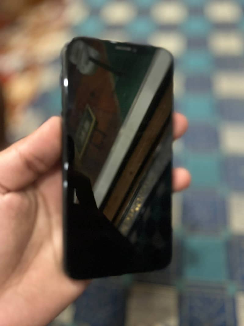 Apple iPhone X 0