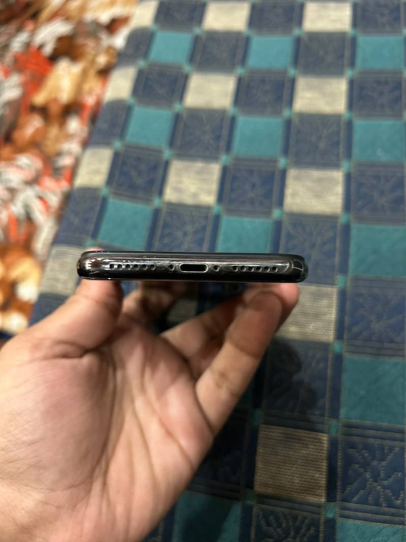 Apple iPhone X 2