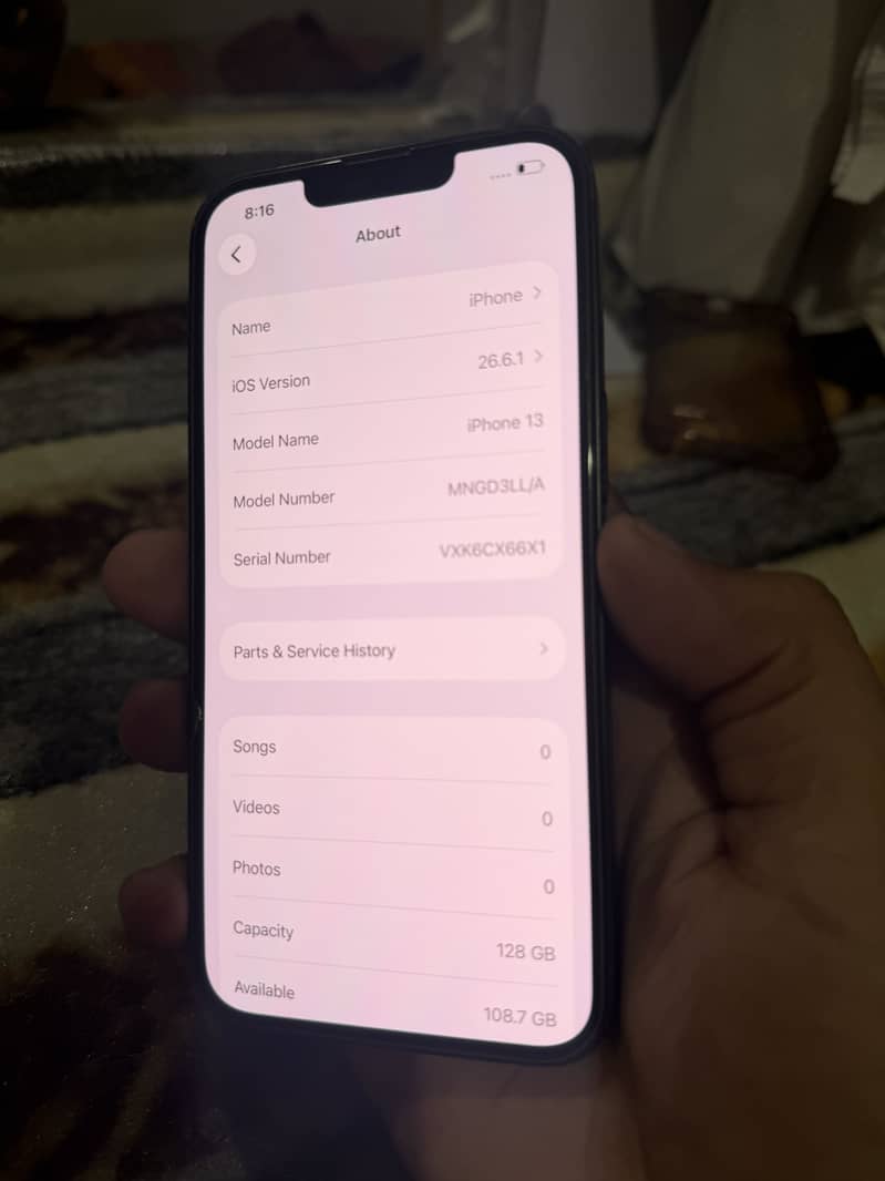 Apple iPhone 13 7