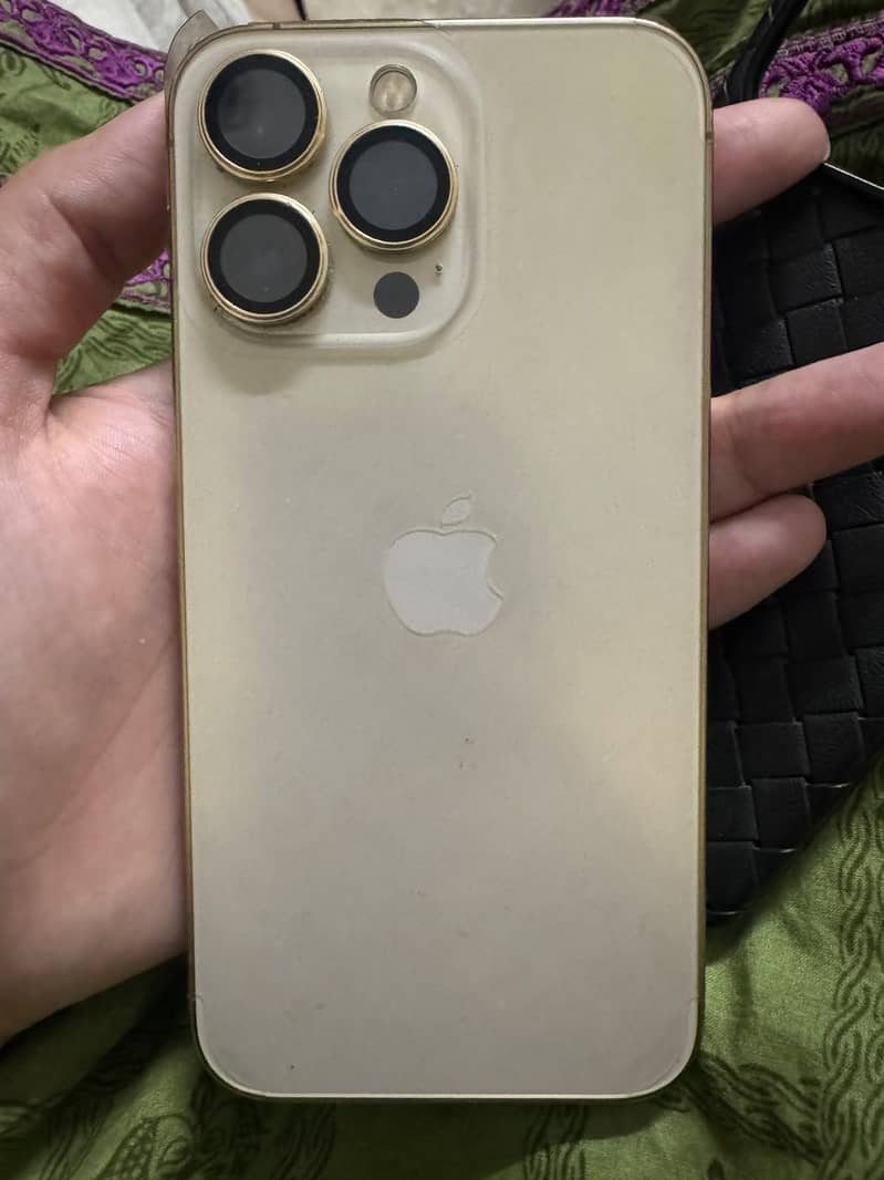 Apple iPhone 13 Pro 4