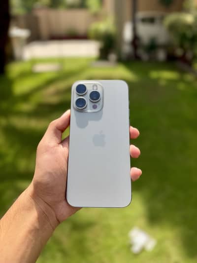 iPhone 15 pro max with box