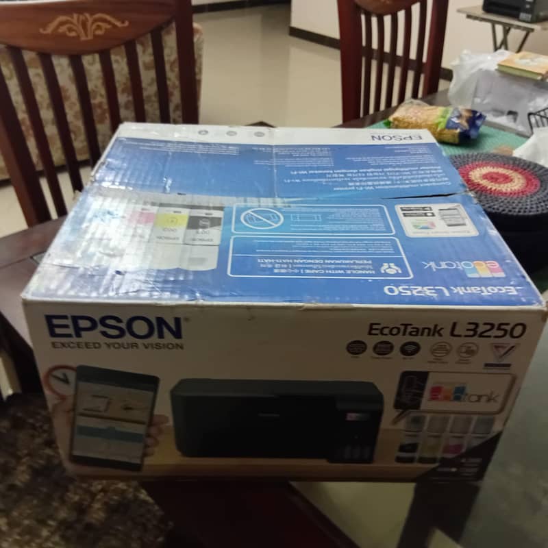 EpsonL3250 colour printer with scanner working 9/10 condition 8