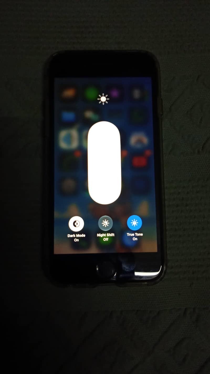 Apple iPhone SE 0