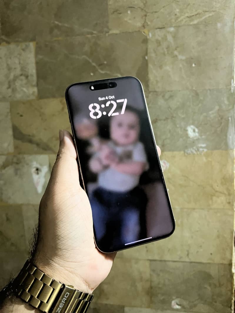 Apple iPhone 16 Pro Max 3