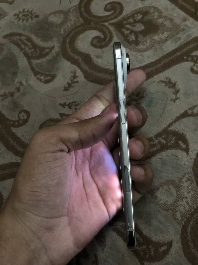 Apple iPhone 17 Air 3