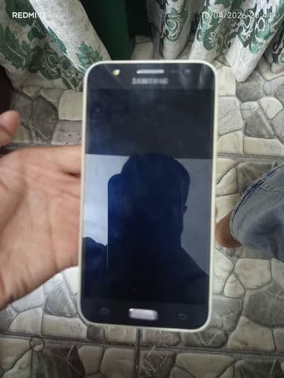 Samsung Mobile J5