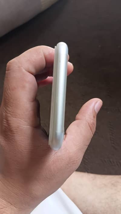 Apple iPhone 8