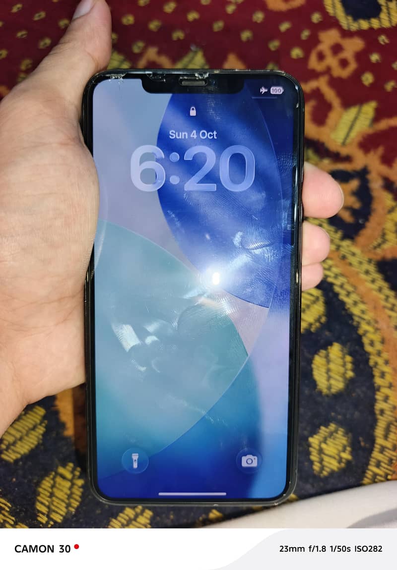 Apple iPhone 11 Pro Max 1