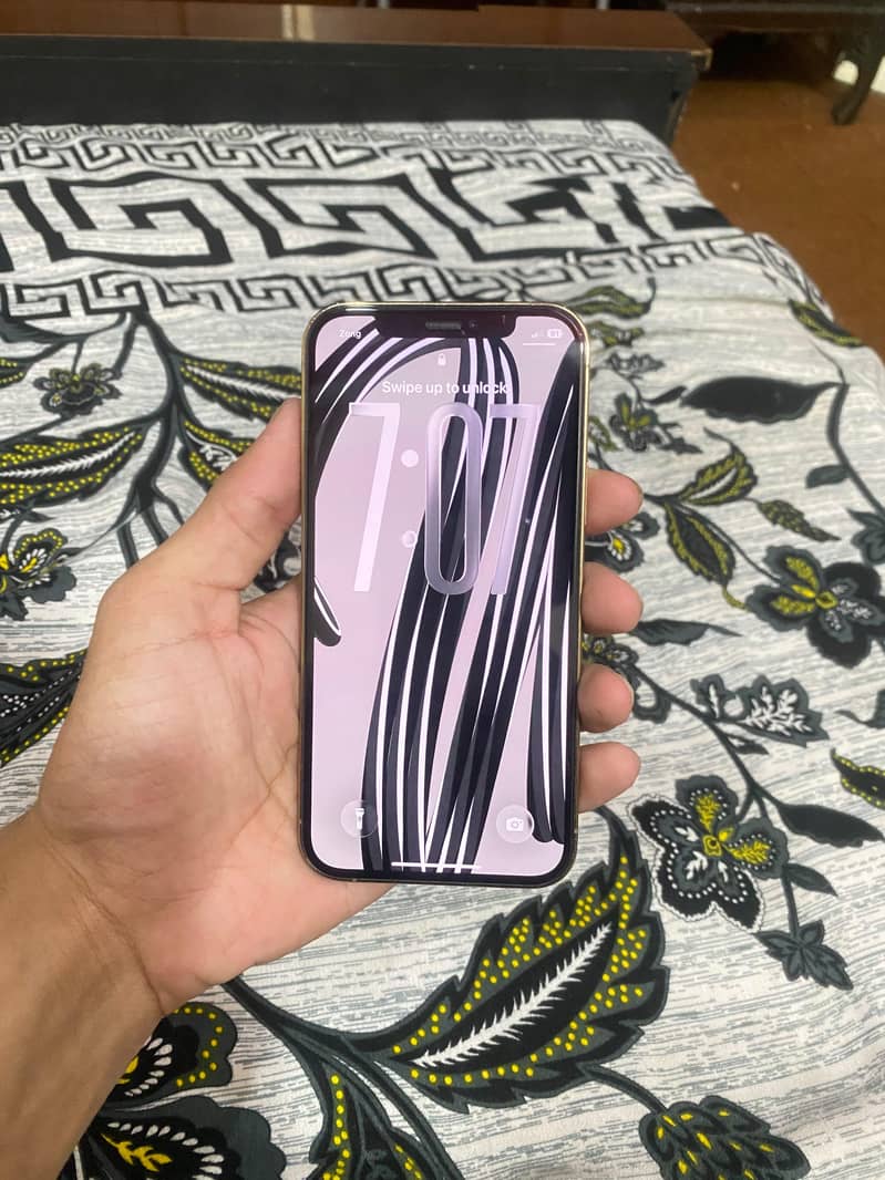 Apple iPhone 12 Pro 6