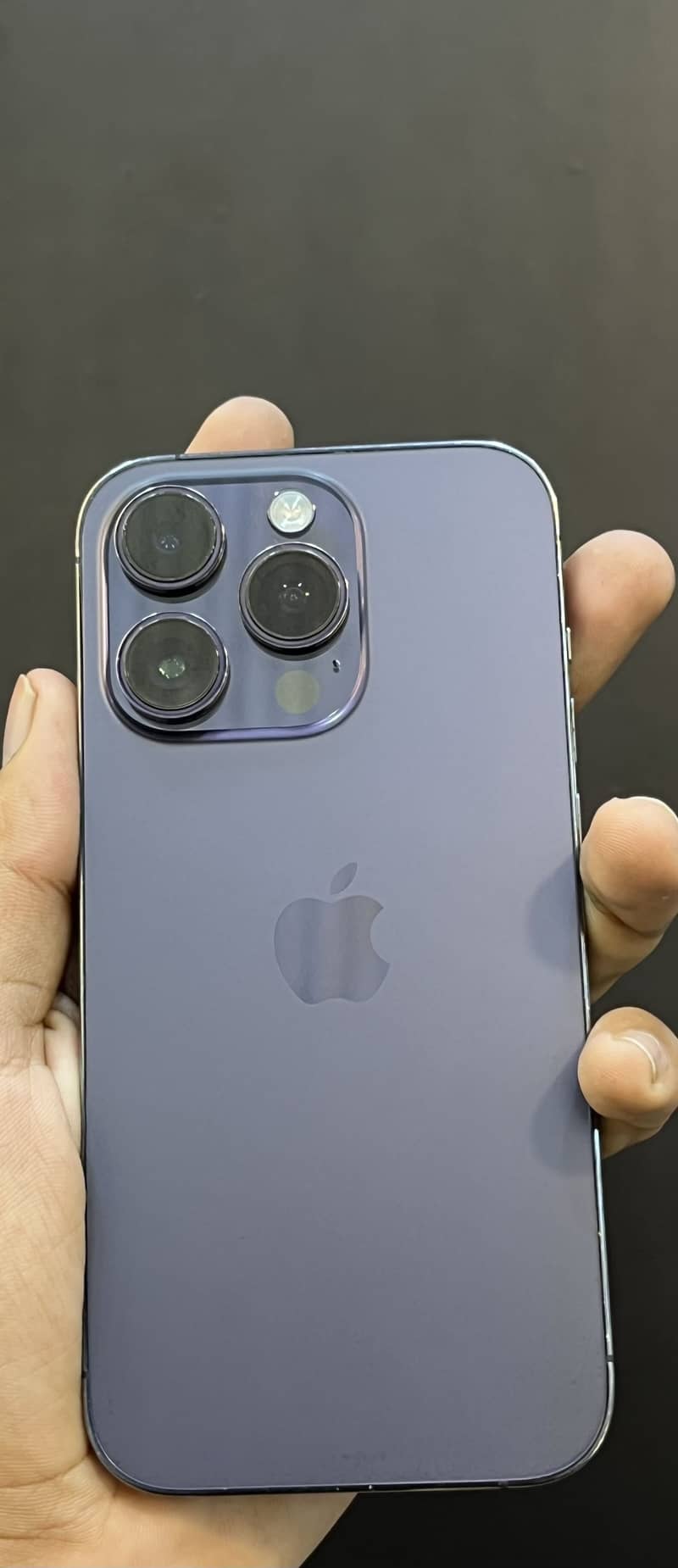 Apple iPhone 14 Pro 0