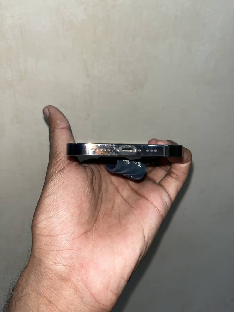 Apple iPhone 12 Pro 0