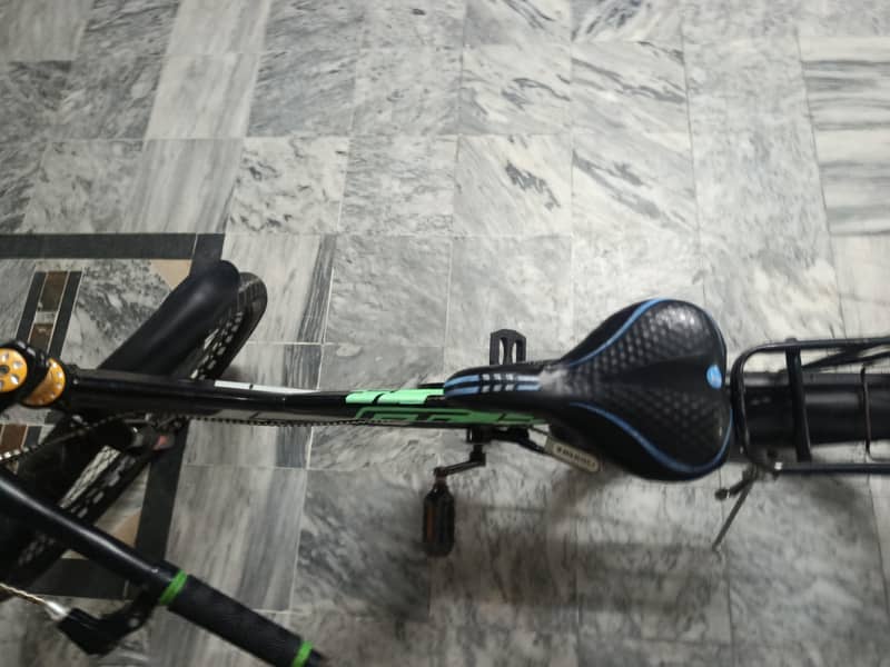 fat tyre cycle 12