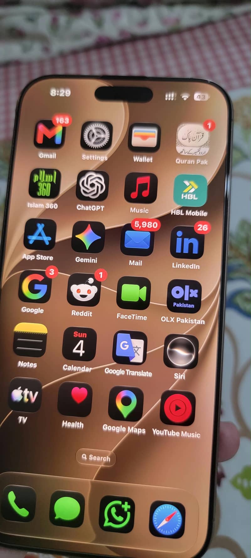 Apple iPhone 16 Pro Max 7