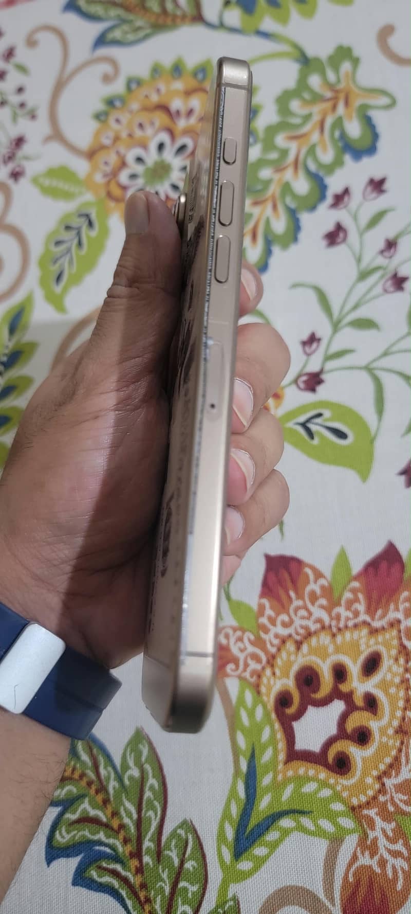 Apple iPhone 16 Pro Max 8