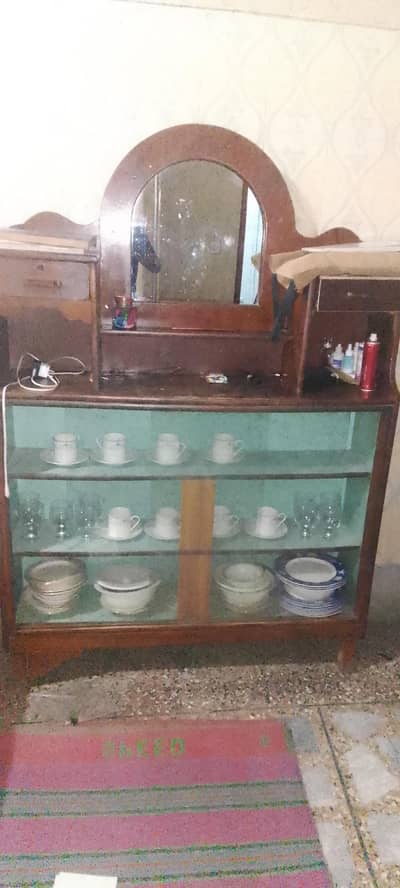 Show Case Cabinet