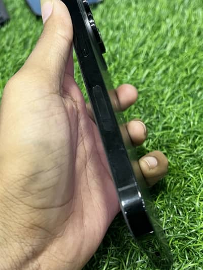Apple iPhone 12 mini