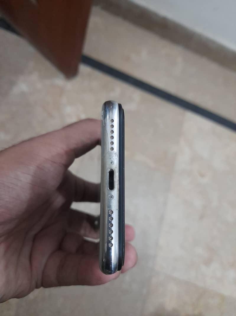 Apple iPhone X 2