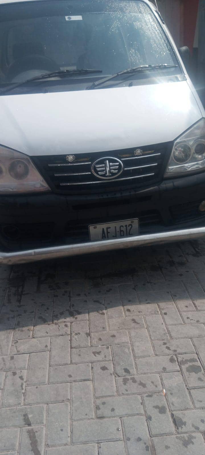 FAW mini van total januin. 2