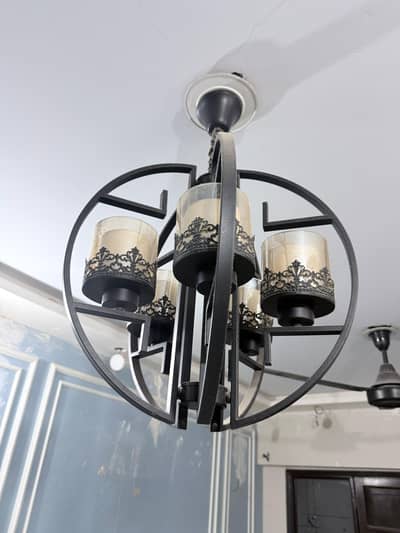 chandelier (Fanoos)