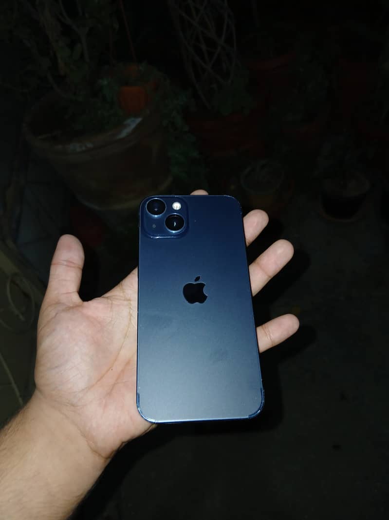 Apple iPhone 13 2