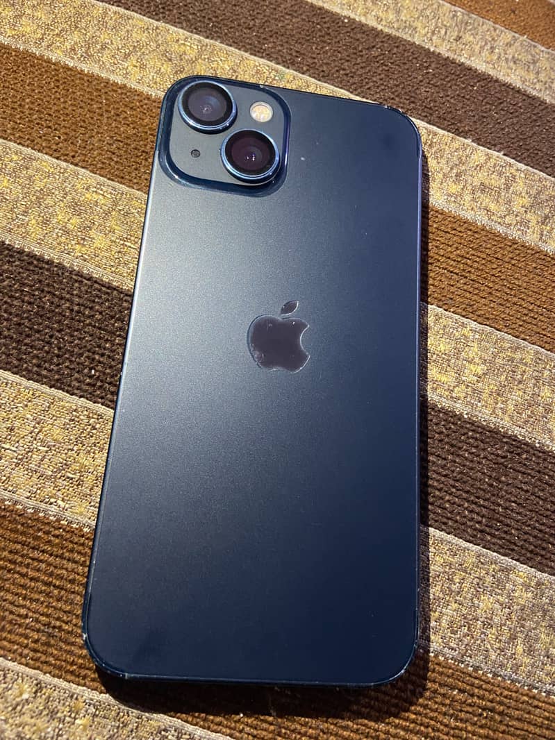 Apple iPhone 13 5