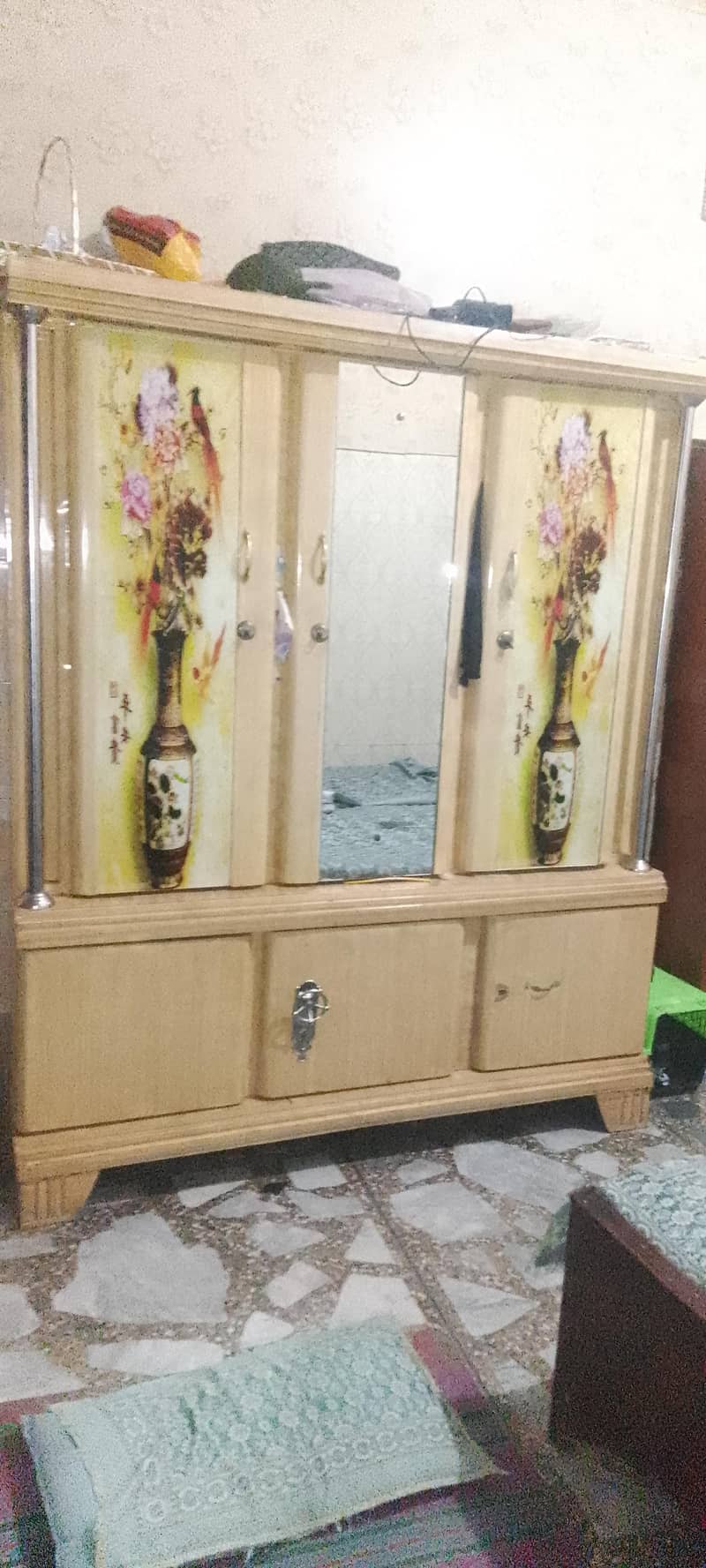 cabinet 0