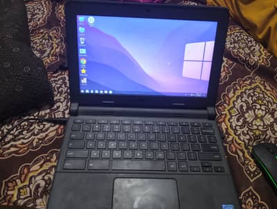Laptop Chromebook With Charger