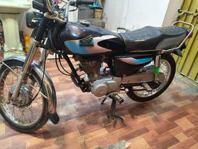 Honda 125 urgent sale at best price