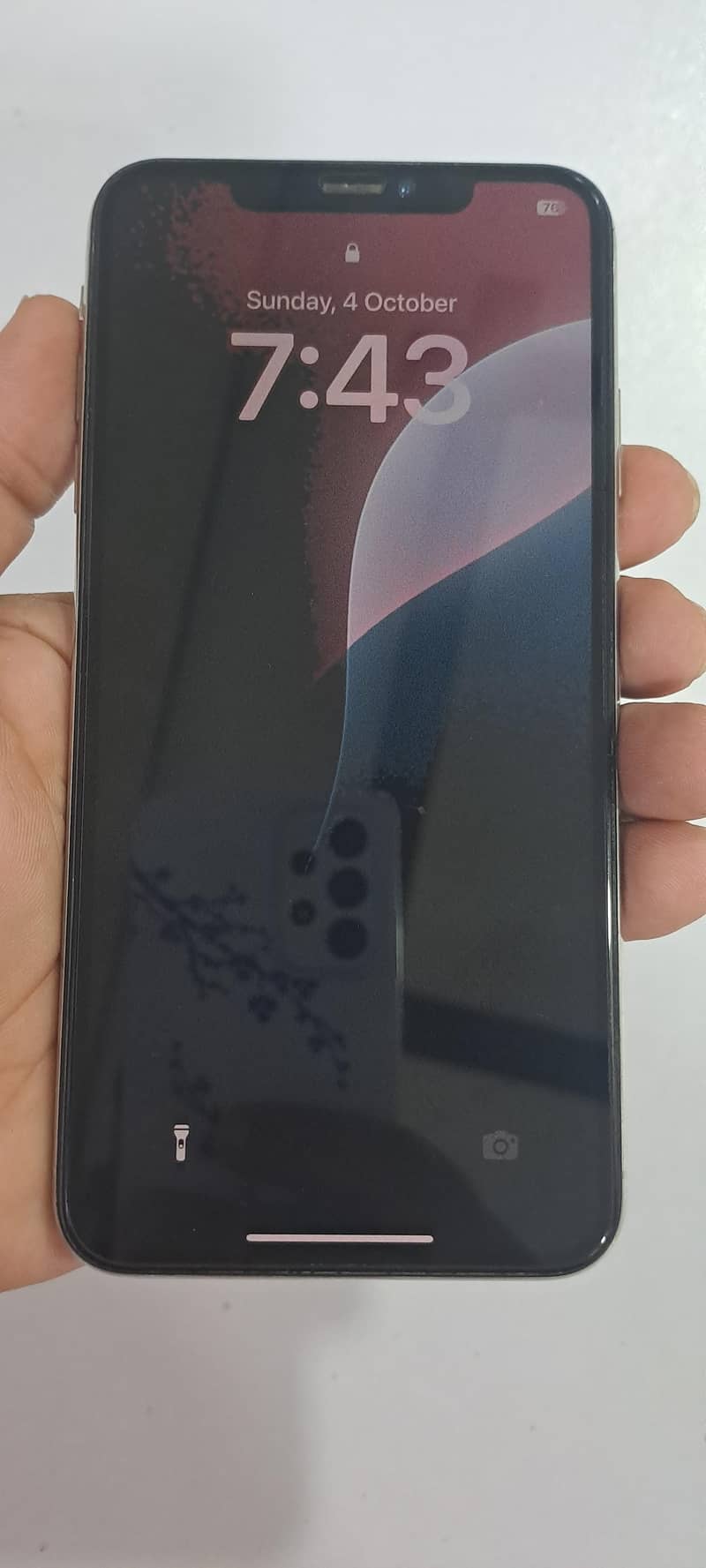 Apple iPhone XS Max 3